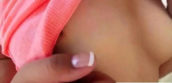  Amateur Girl (minnie scarlet) Put All Kind Of Sex Things In Her Pussy mov-18
